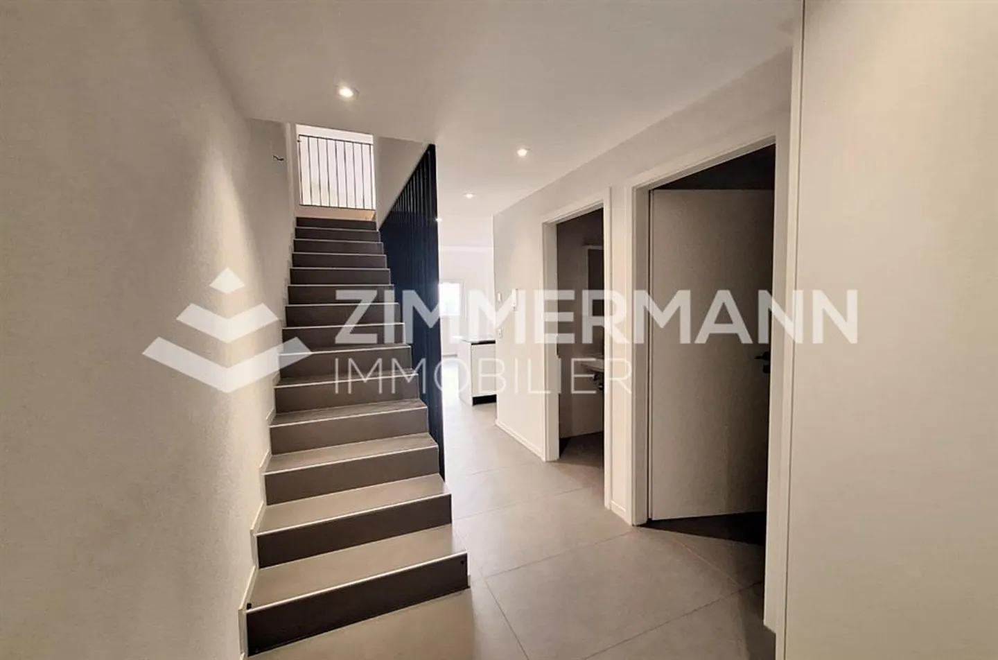 Duplex,4,109 - Photo 12 of 12