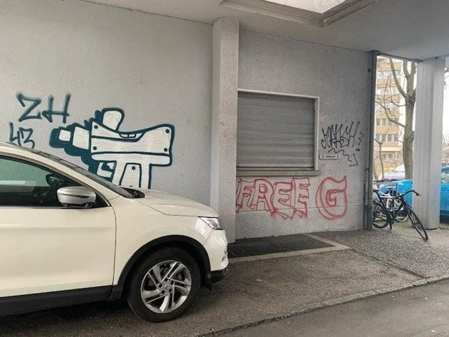 Place de parking couverte directement au Hubertus - Photo 1 sur 1