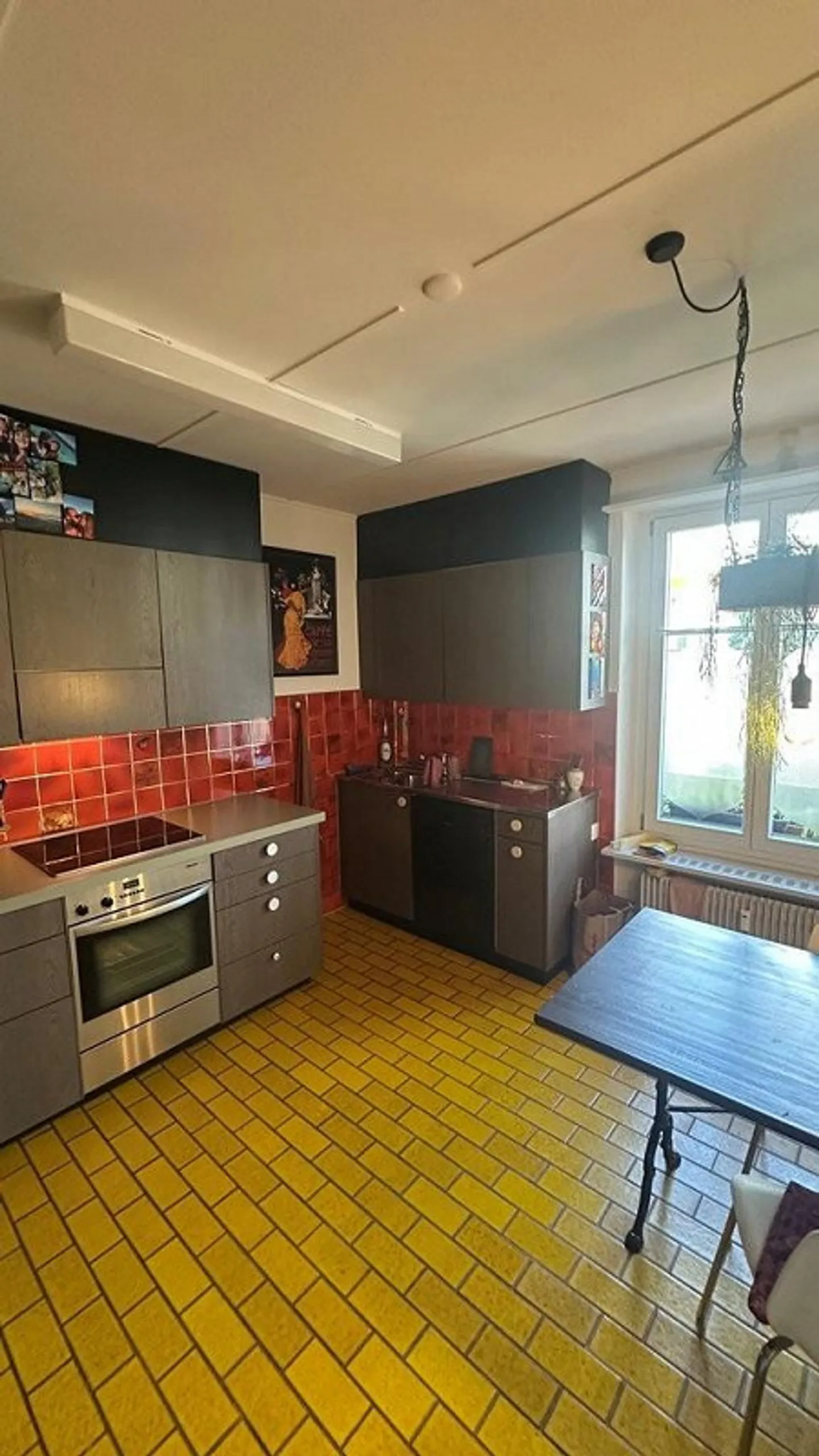 Cozy living in the west of Bern - Photo 2 of 8