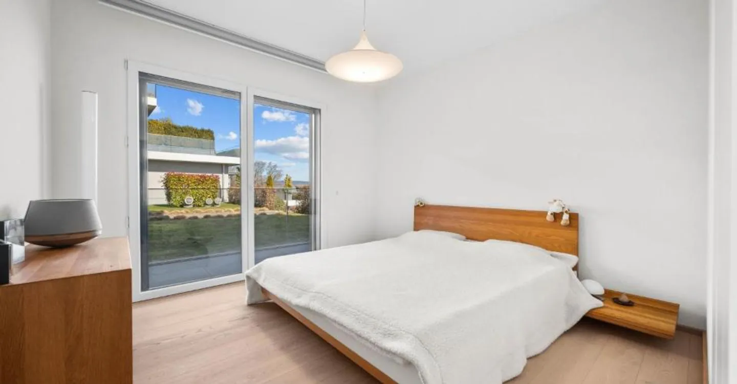 Appartement Charmant avec Vue Panoramique - Photo 9 sur 11