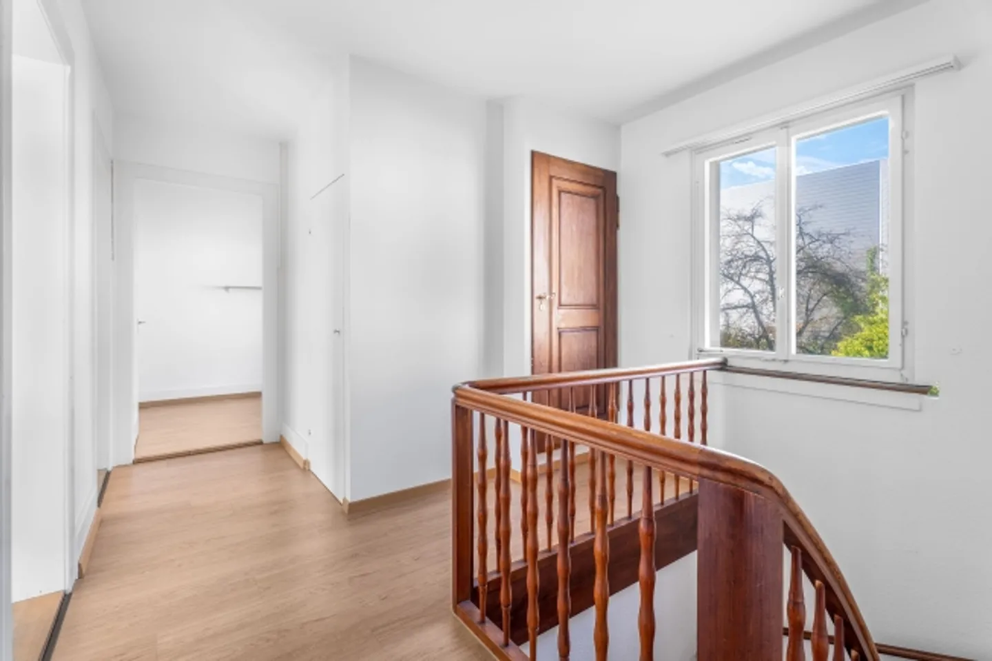 Detached house with potential for expansion - Photo 5 of 9