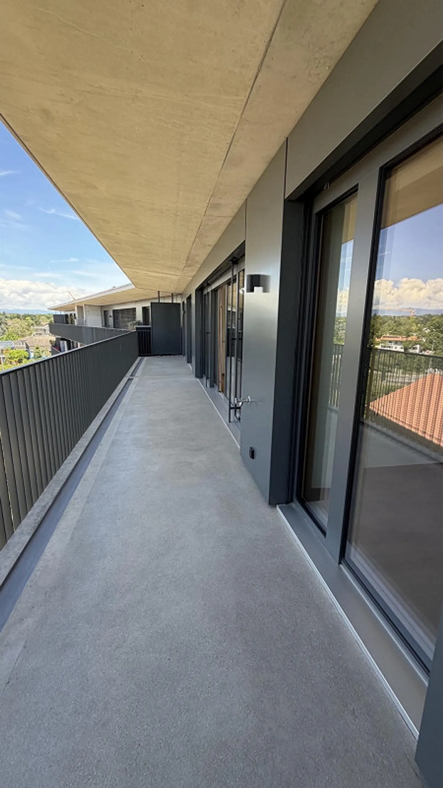 Magnifique attique avec terrasses - Photo 7 sur 12