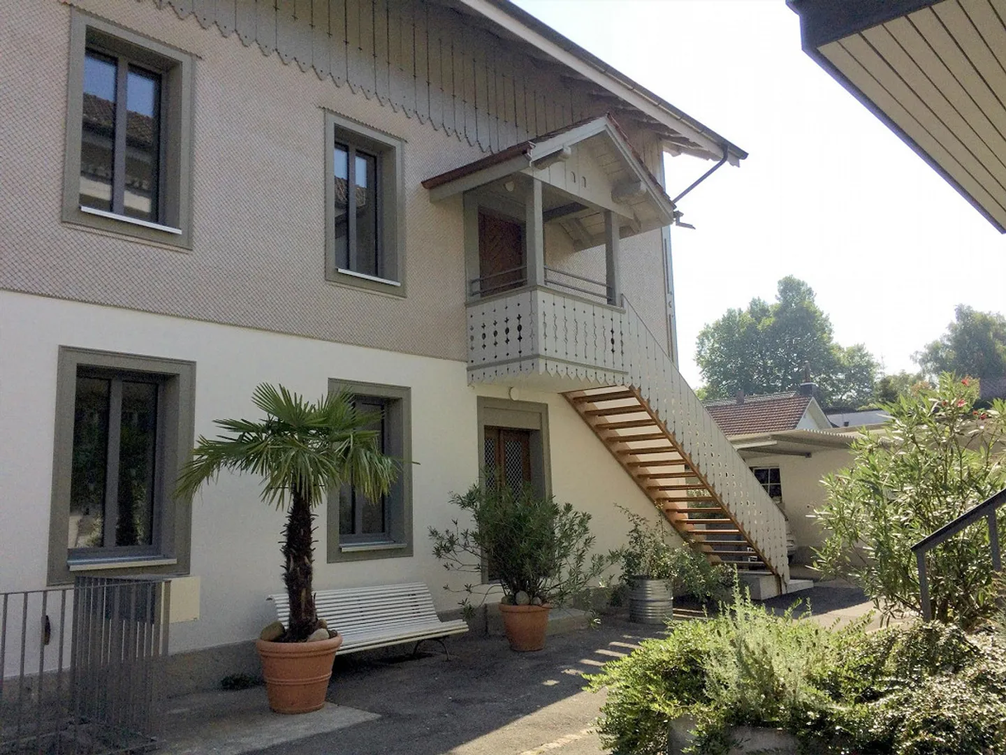 Maisonette spaziosa e attraente in posizione di cortile ai margini della città vecchia di Zofingen - Foto 3 di 16