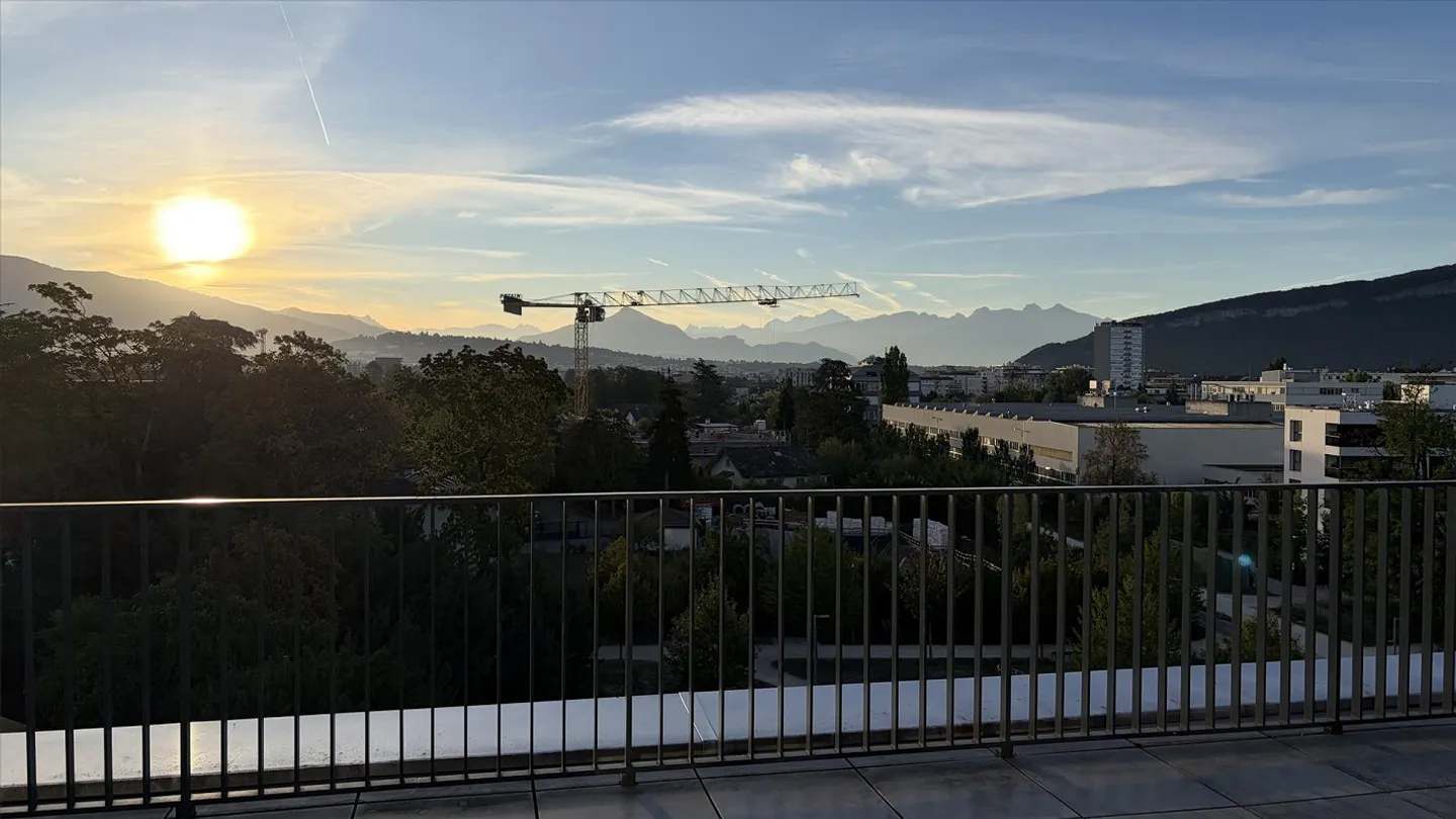 Magnifique attique avec terrasses - Photo 10 sur 12