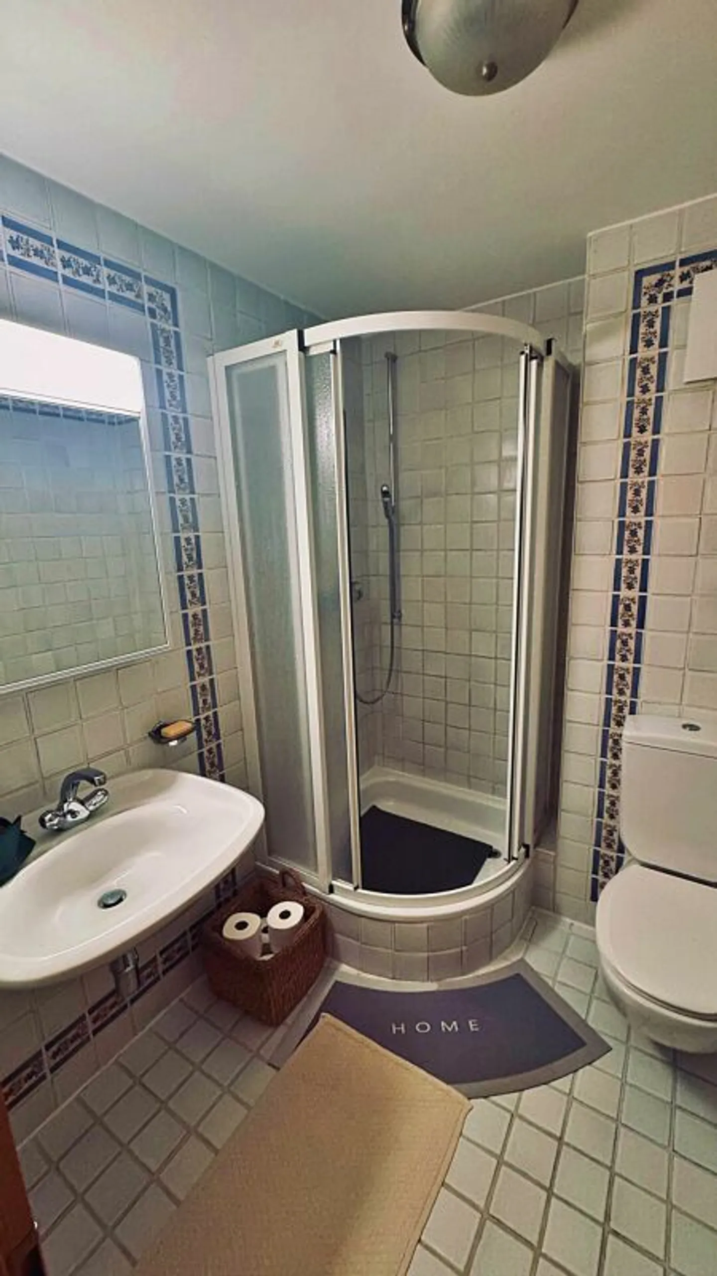 Renovated Chalet Apartment - Photo 11 of 20