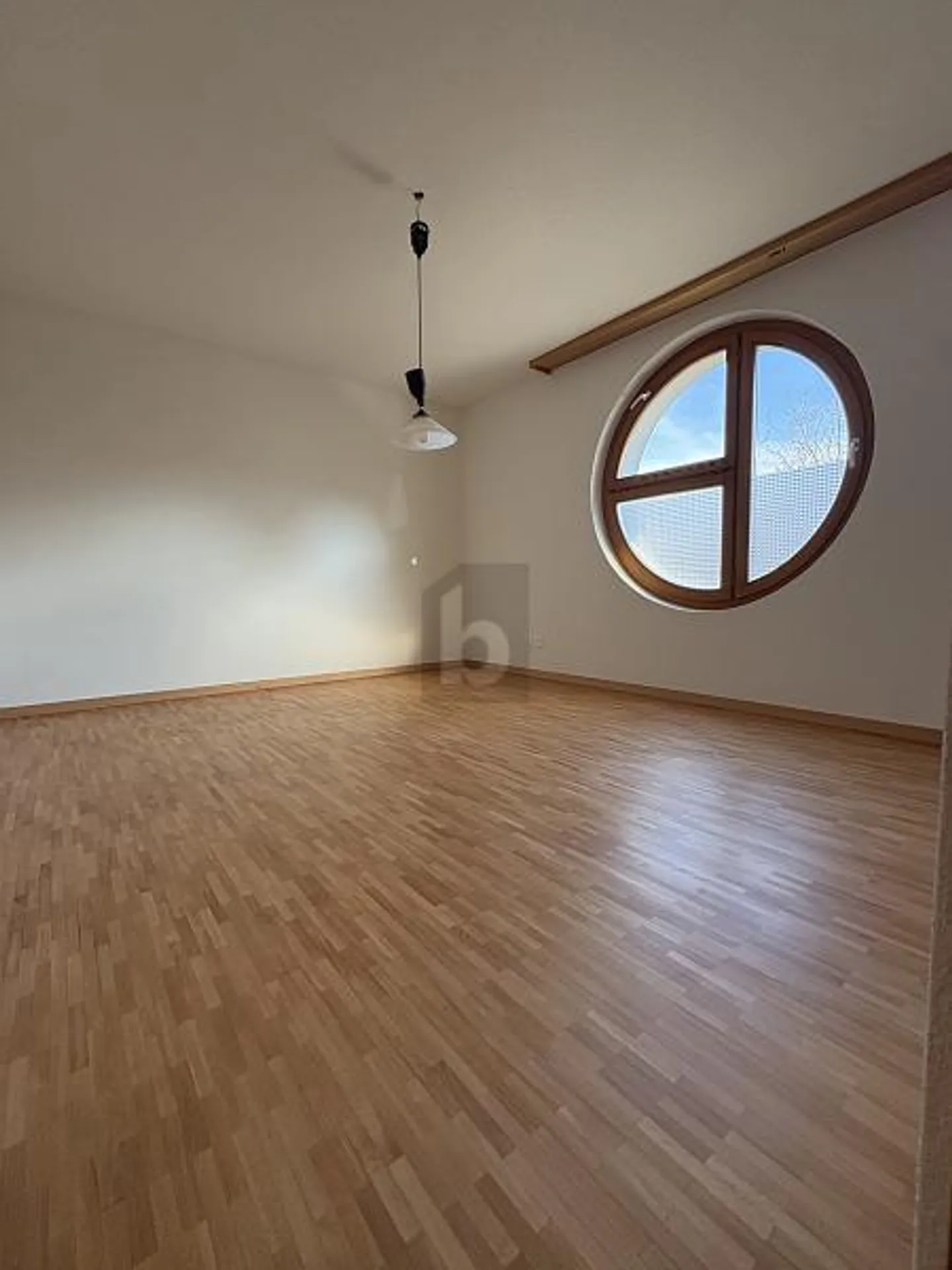 STANDARD DE PROPRIÉTÉ AVEC 2 BALCONS - Photo 5 sur 6