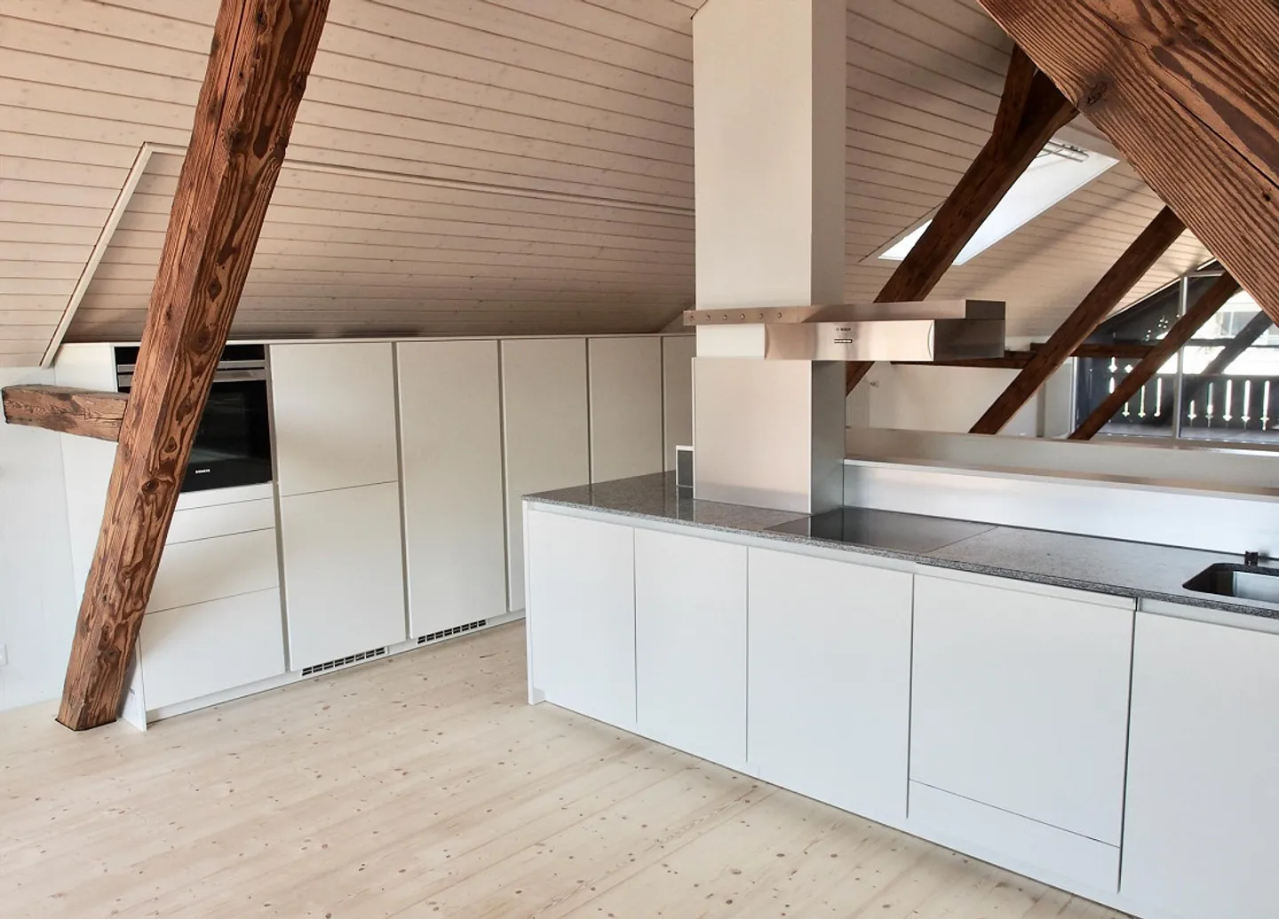 Maisonette spaziosa e attraente in posizione di cortile ai margini della città vecchia di Zofingen - Foto 14 di 16