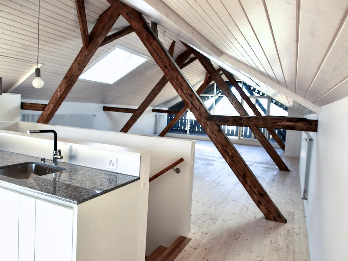 Maisonette spaziosa e attraente in posizione di cortile ai margini della città vecchia di Zofingen - Foto 13 di 16