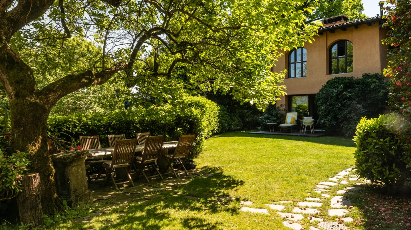 Villa Elegante con Vista Lago - Foto 5 di 14
