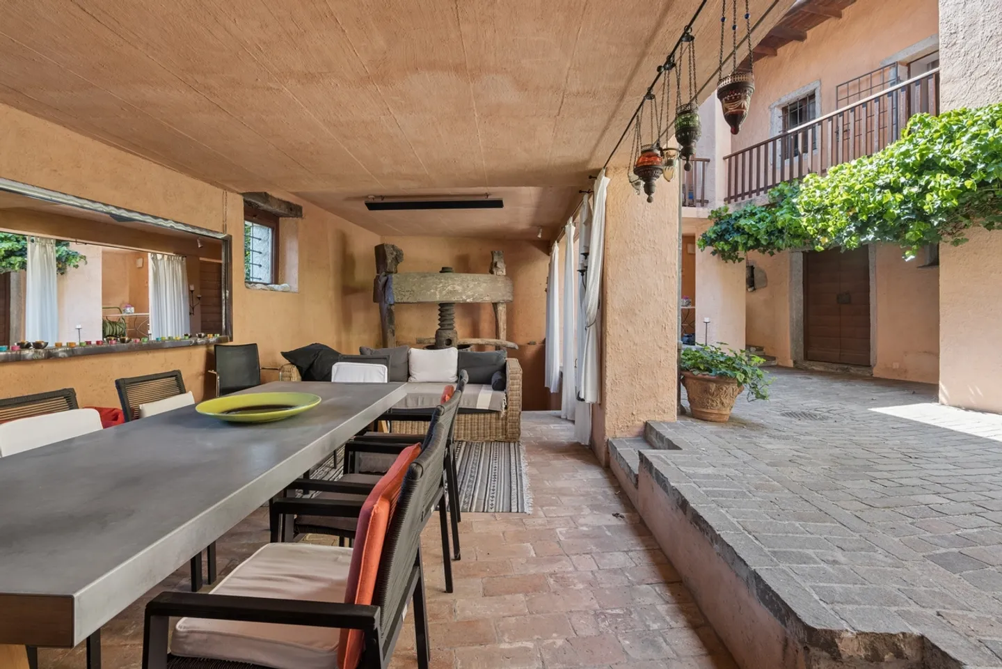 Villa Elegante con Vista Lago - Foto 9 di 14