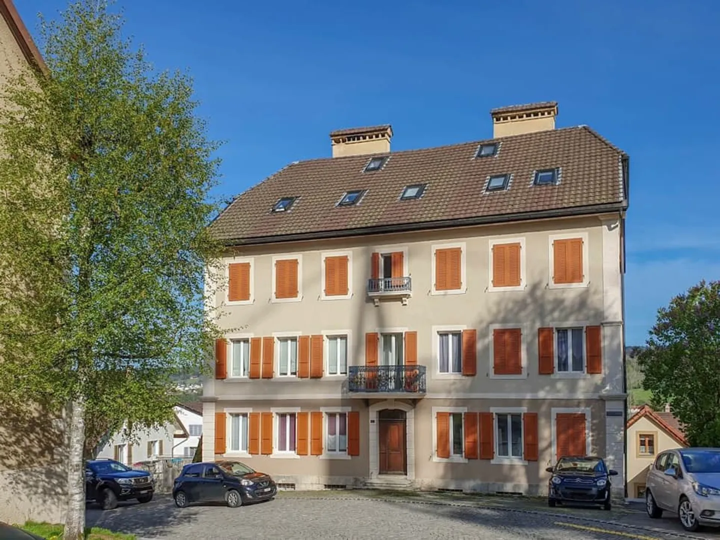 Lac 4, Les Brenets - 5-Zimmer-Wohnung mit Balkon im 2. Stock - Foto 1 von 13