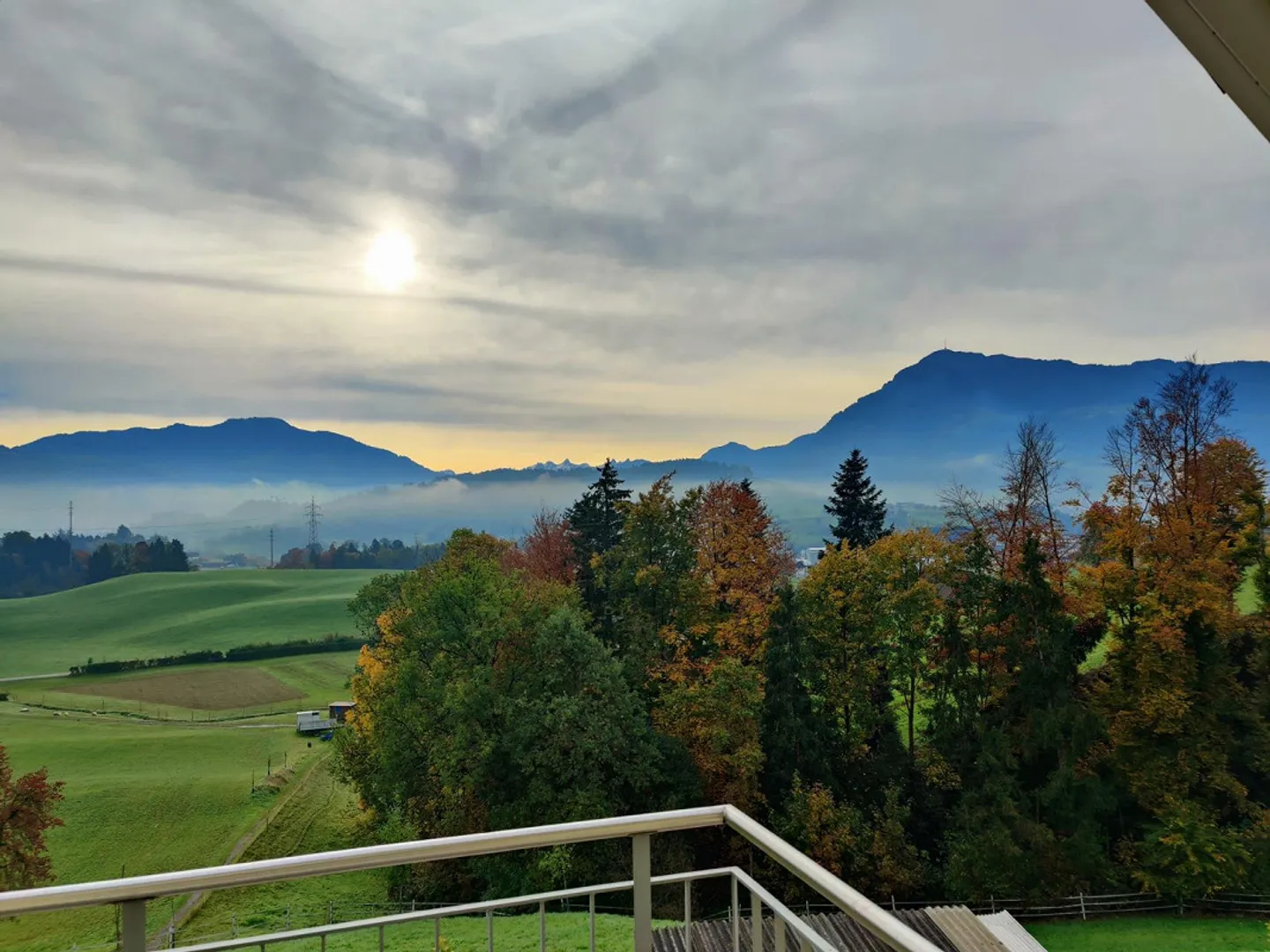 Sezione di casa con 5 stanze, grande terrazza e vista panoramica - Foto 13 di 14