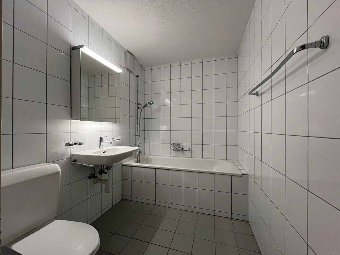 Quiet 4.5-room apartment in the green - Photo 7 of 12