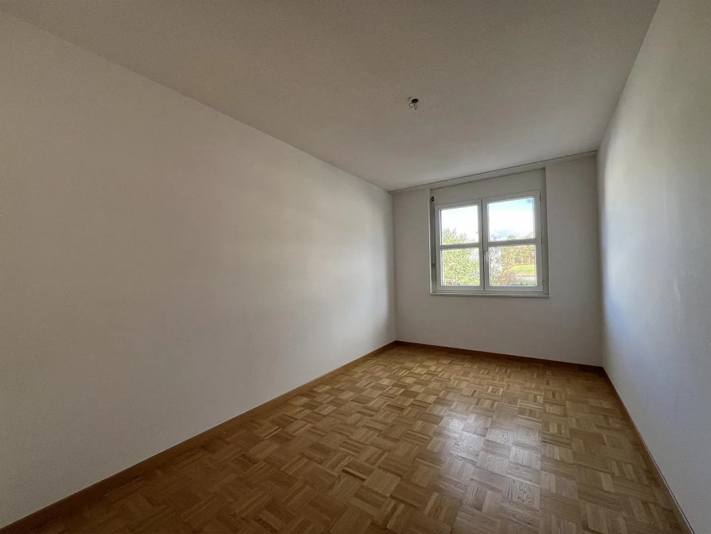 Quiet 4.5-room apartment in the green - Photo 10 of 12