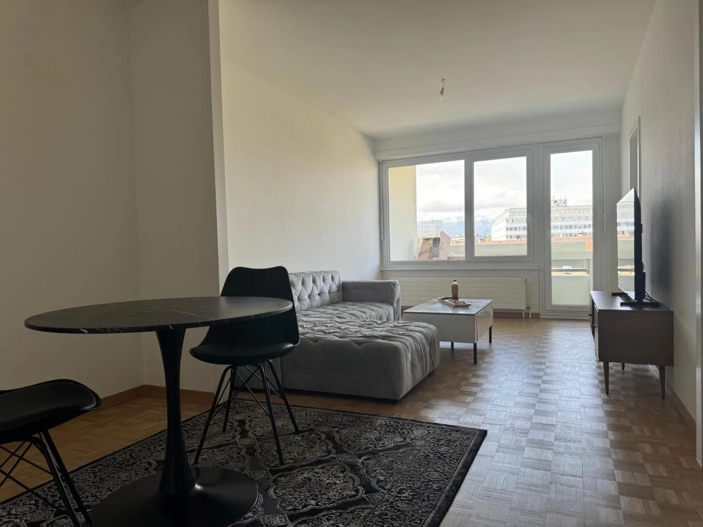 For rent? 3.5 furnished rooms (optional) in Carouge - Photo 3 of 9