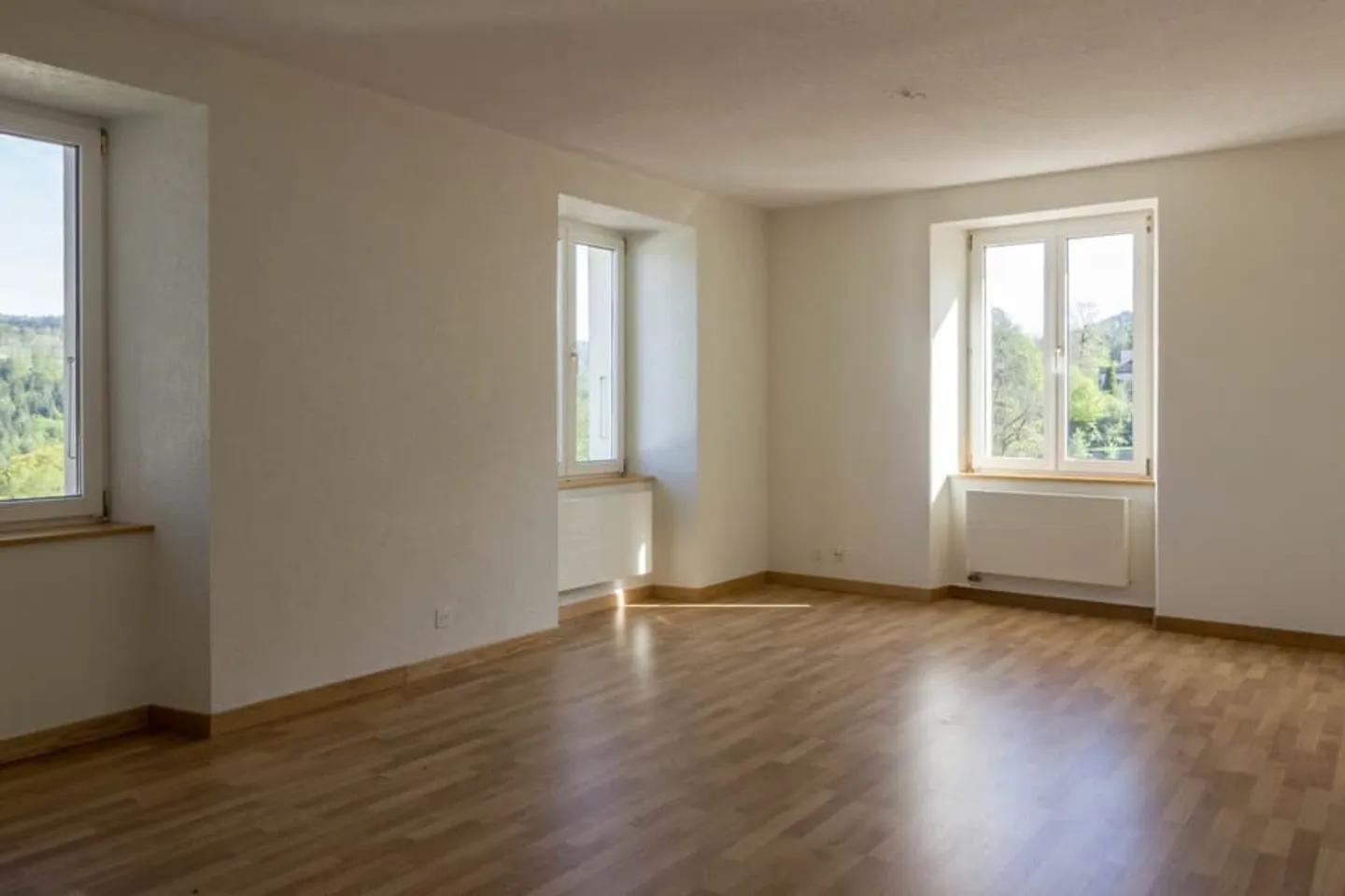 Lac 4, Les Brenets - 5-Zimmer-Wohnung mit Balkon im 2. Stock - Foto 12 von 13
