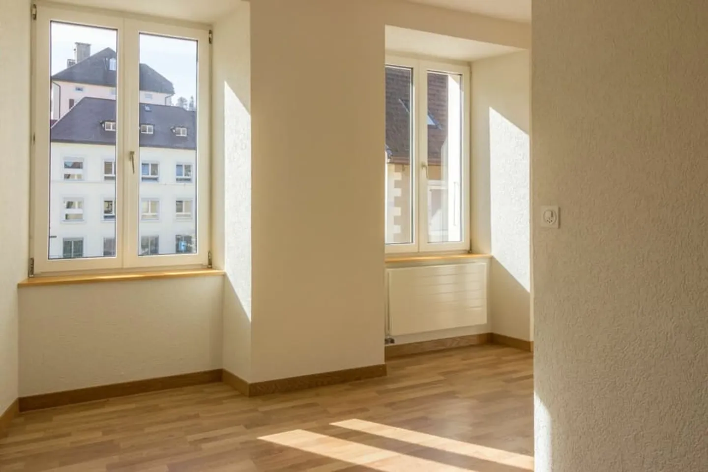 Lac 4, Les Brenets - 5-Zimmer-Wohnung mit Balkon im 2. Stock - Foto 13 von 13