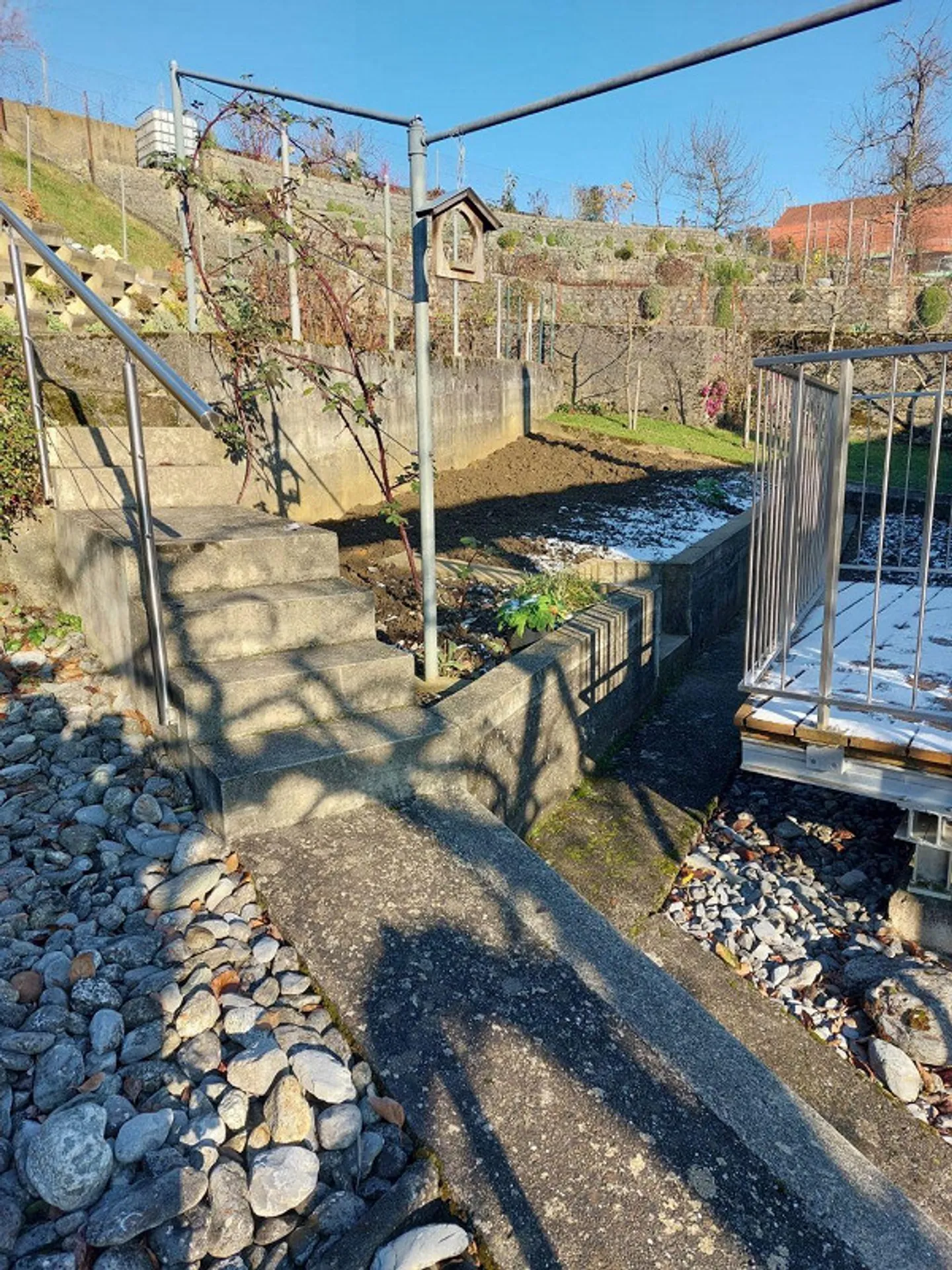 Grosse 4-Zimmer-Wohnung in Blauen - Foto 2 von 11