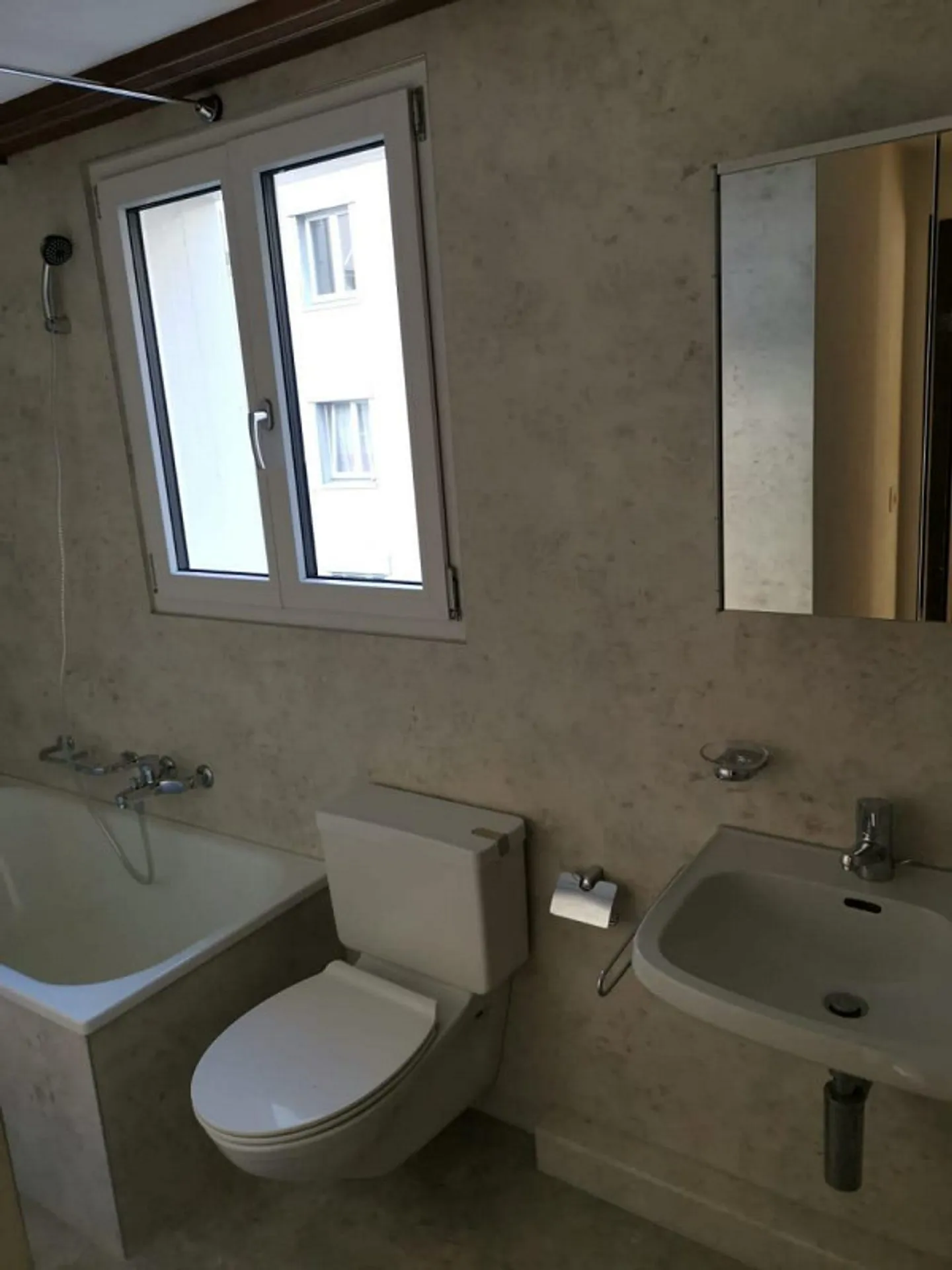 nice 3-room apartment - Photo 6 of 8