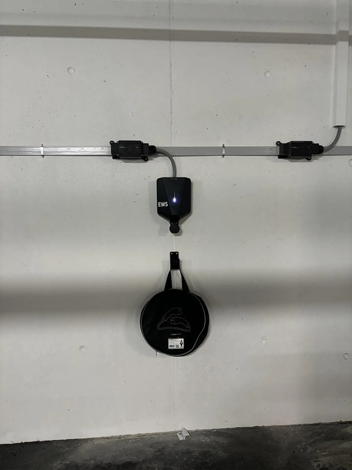 Posto auto sotterraneo nel centro del villaggio - Foto 2 di 2