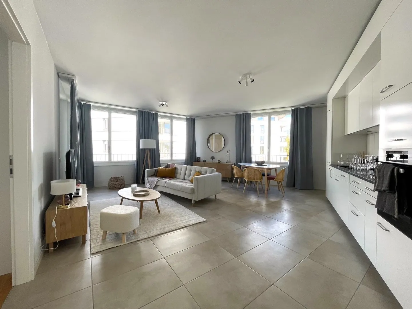 Charming 3.5-Room Apartment - Photo 1 of 5