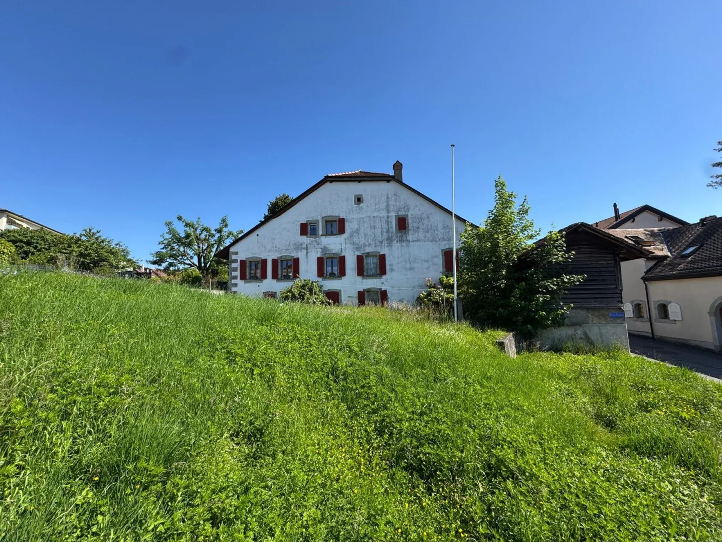 Housing Building - Photo 13 of 17