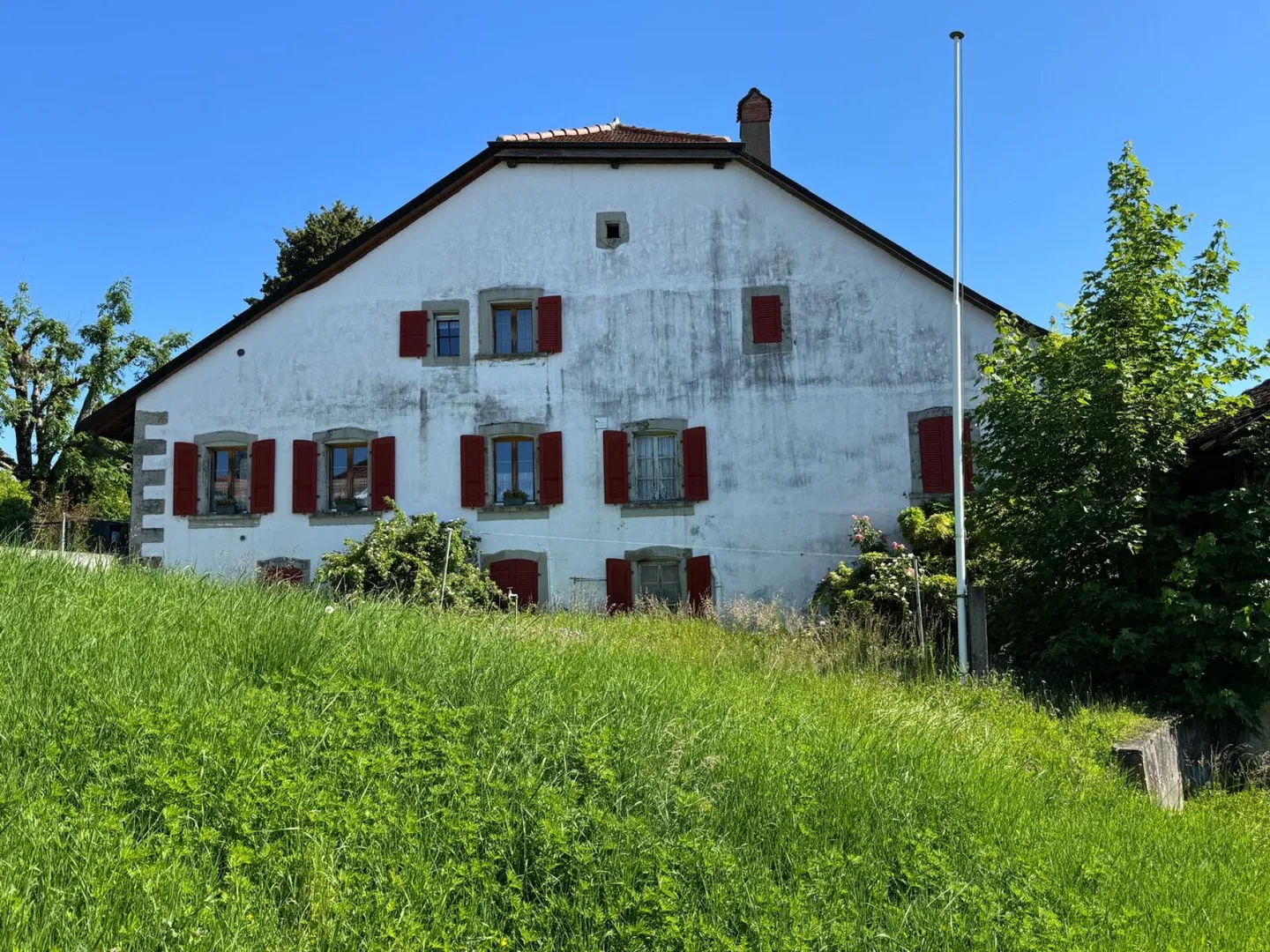 Housing Building - Photo 14 of 17