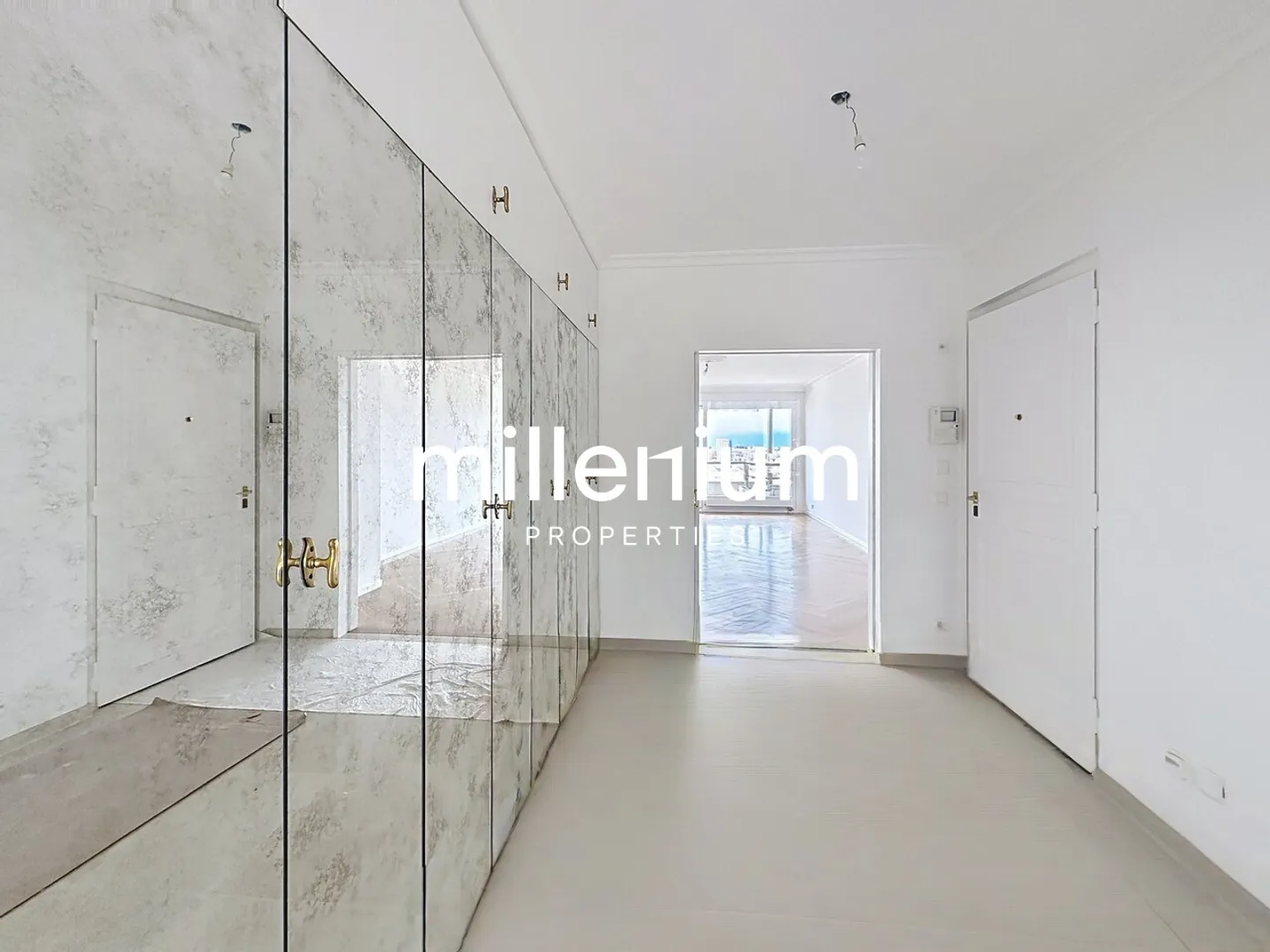 Elegante Wohnung mit Panoramablick - Foto 5 von 11