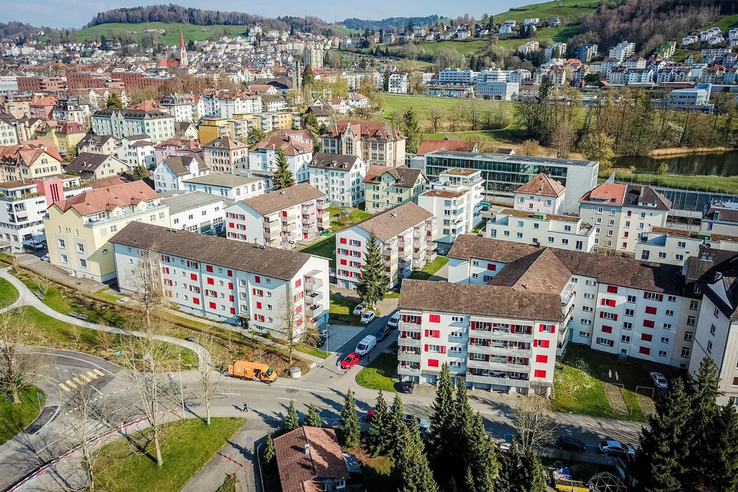 Un appartement simple et confortable vous attend! - Photo 1 sur 5