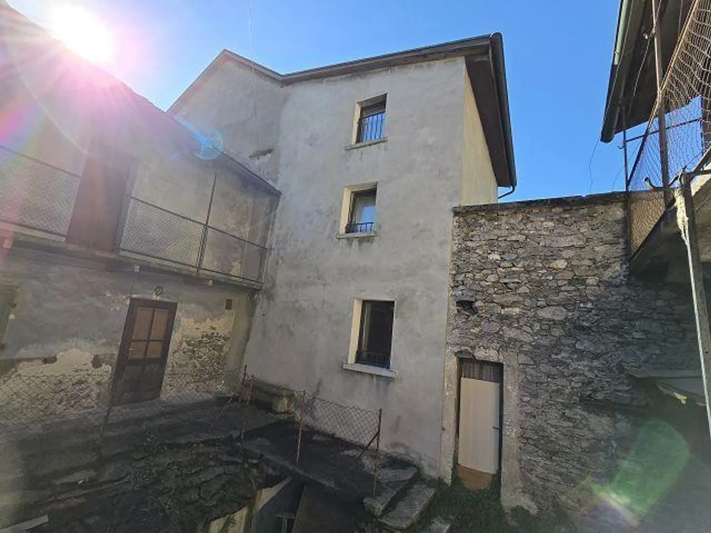 Casa singola in affitto - Foto 16 di 20