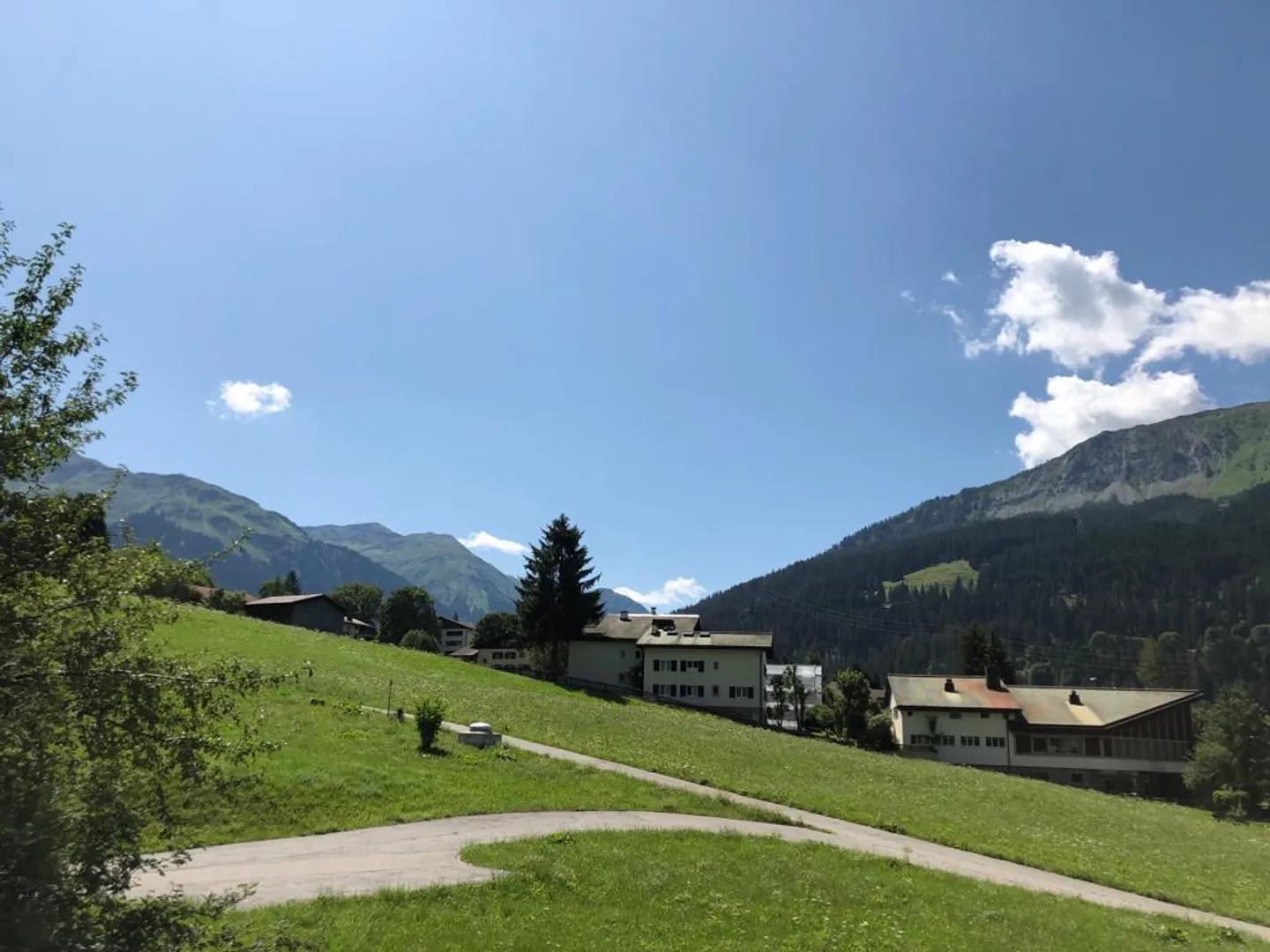 Heimelige, helle, möbilierte 2.5 Zimmer-Wohnung - Foto 22 von 24