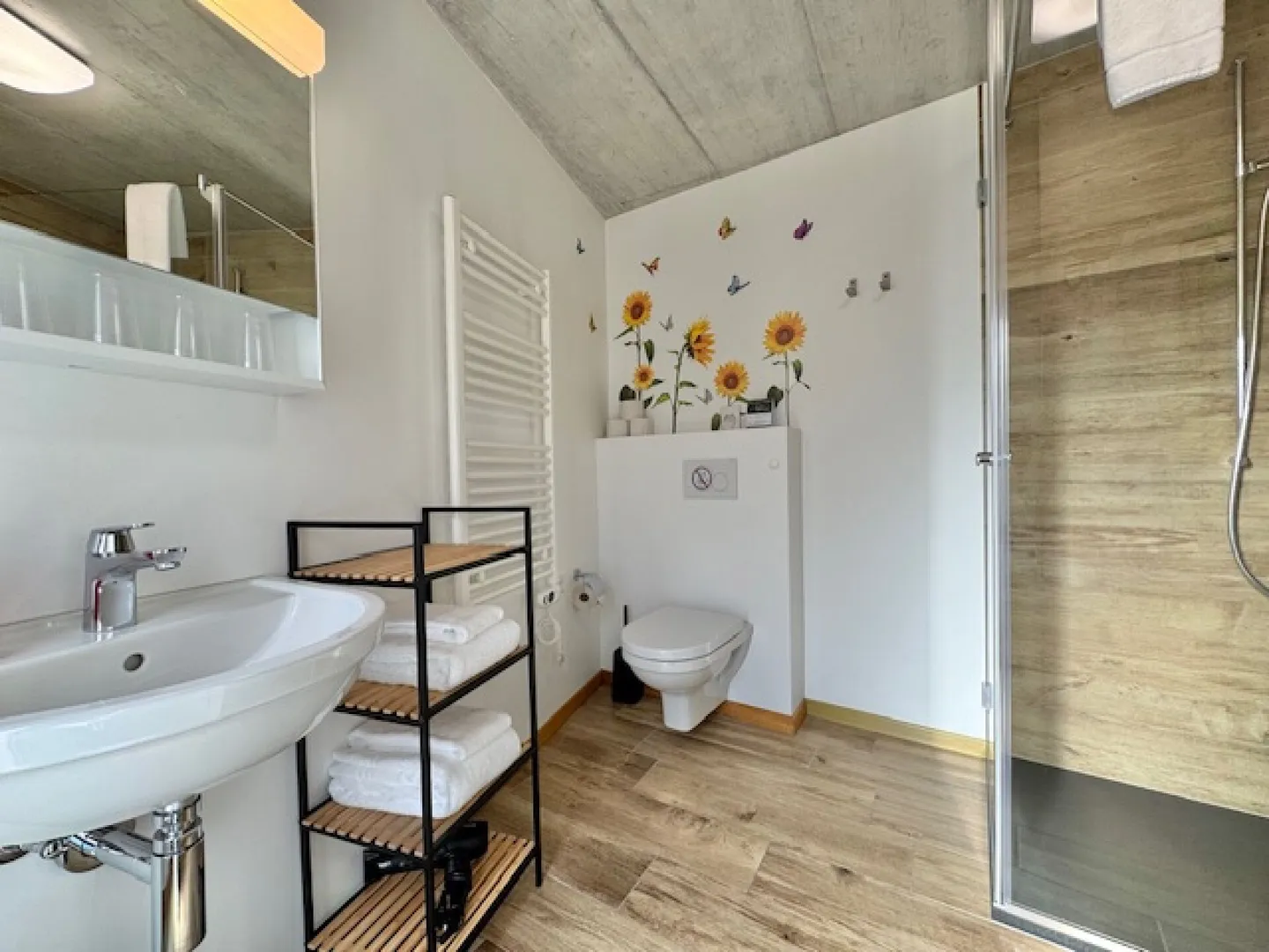 FOR SALE IN THE CENTER OF GORDEVIO - Charming, completely renovated Rustico - Photo 12 of 21