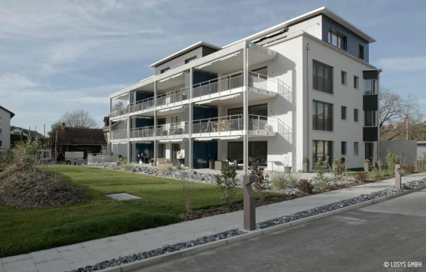 APPARTEMENT PENTHOUSE MODERNE 2.5 PIÈCES - Photo 1 sur 8