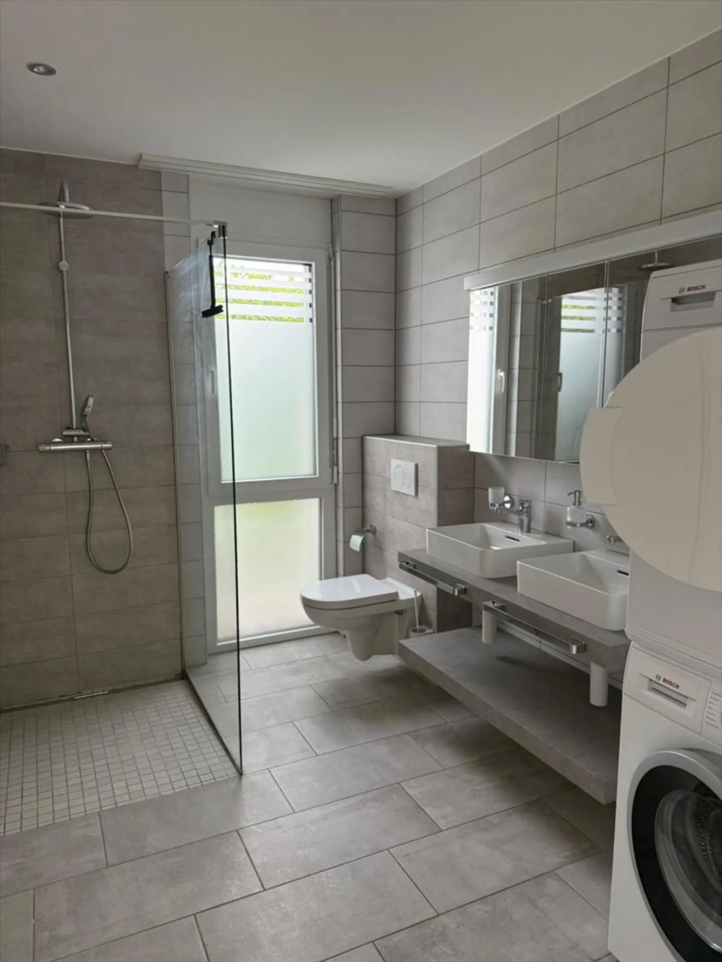 Magnifique appartement neuf de 2.5 pièces avec terrasse - Photo 11 sur 13