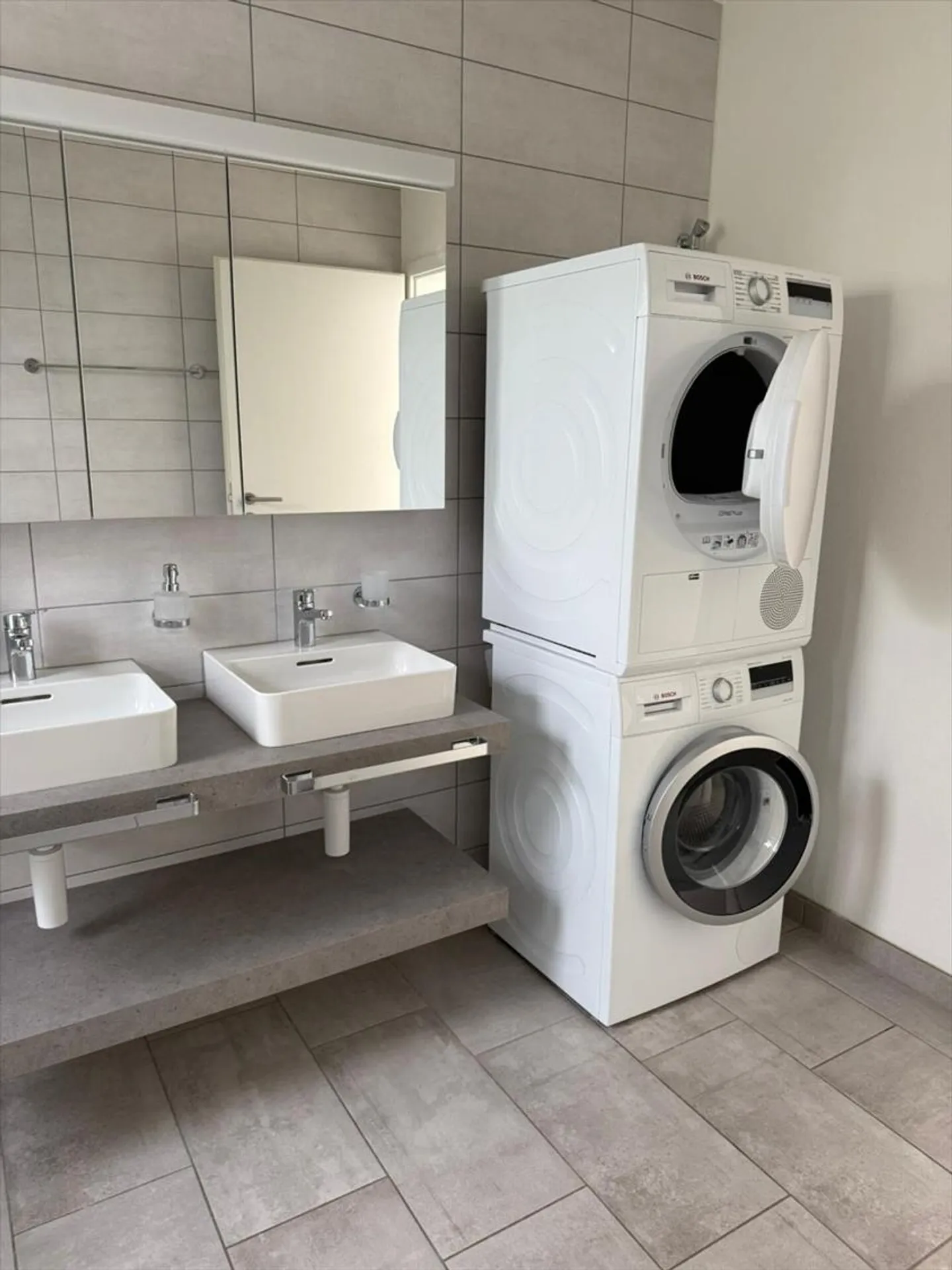 Magnifique appartement neuf de 2.5 pièces avec terrasse - Photo 12 sur 13