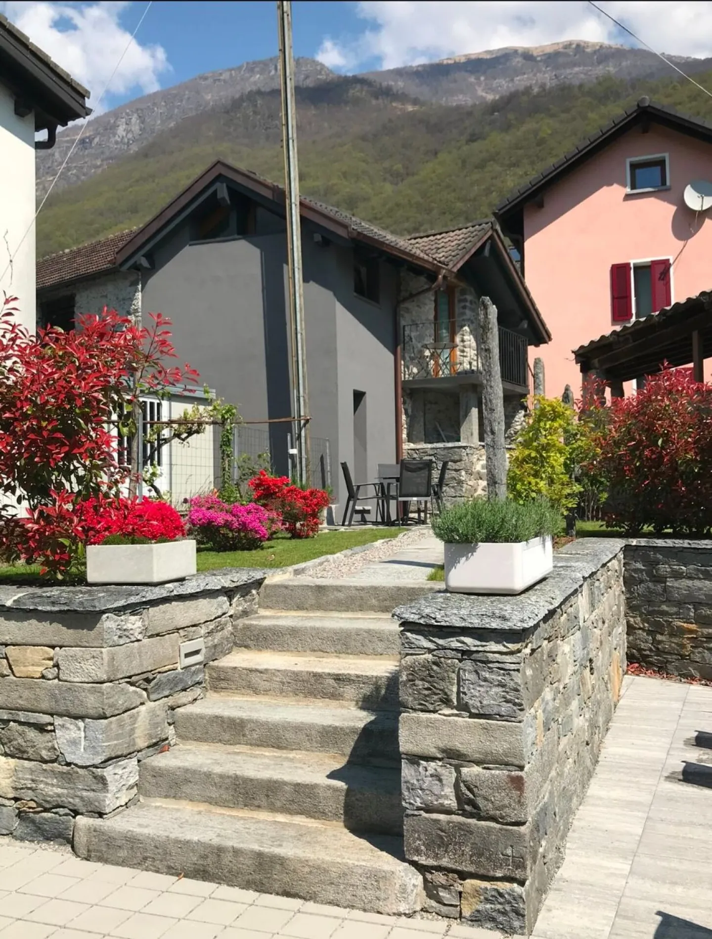 FOR SALE IN THE CENTER OF GORDEVIO - Charming, completely renovated Rustico - Photo 14 of 21