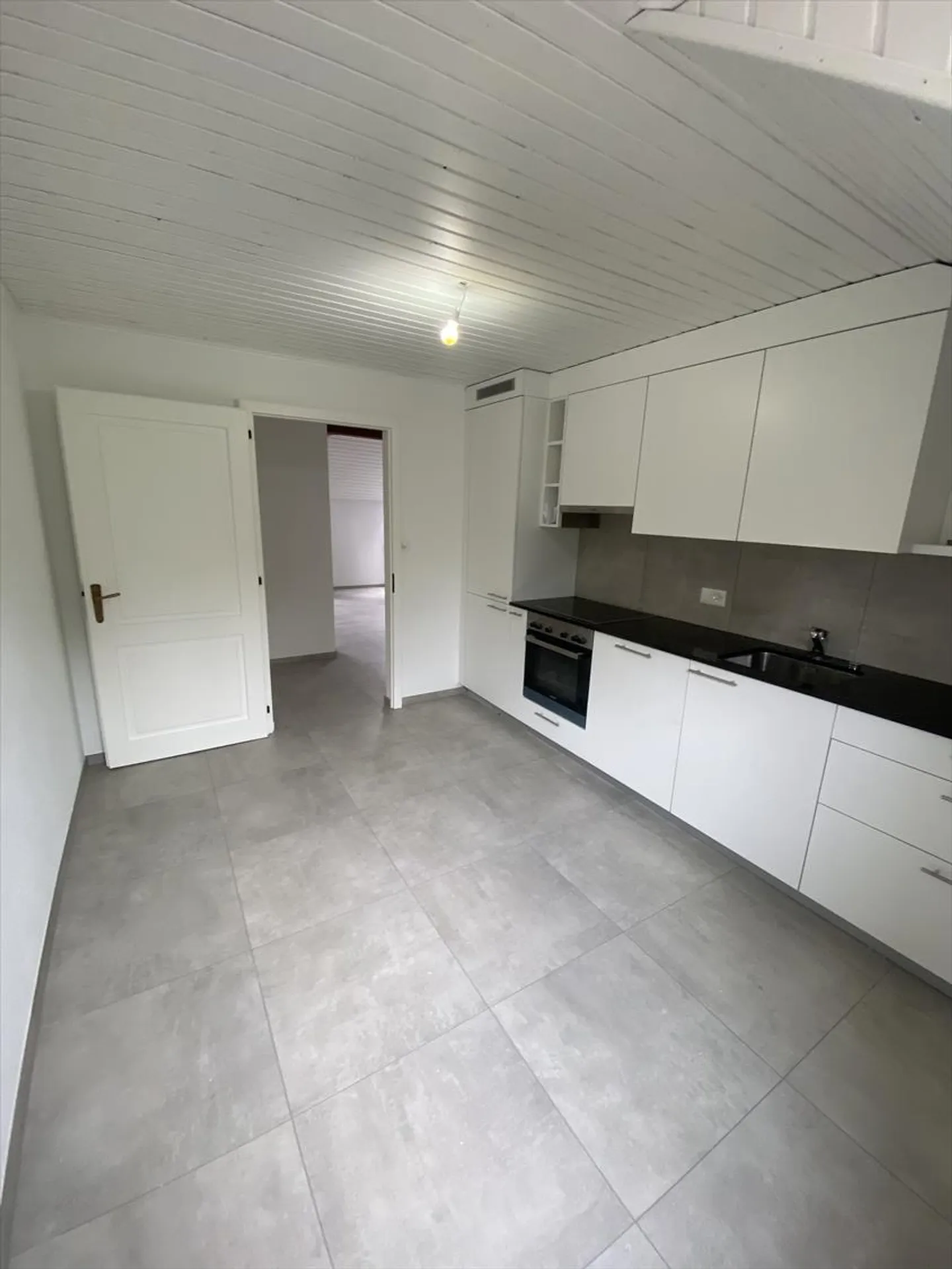 Appartement 4 pièces - Photo 3 sur 11
