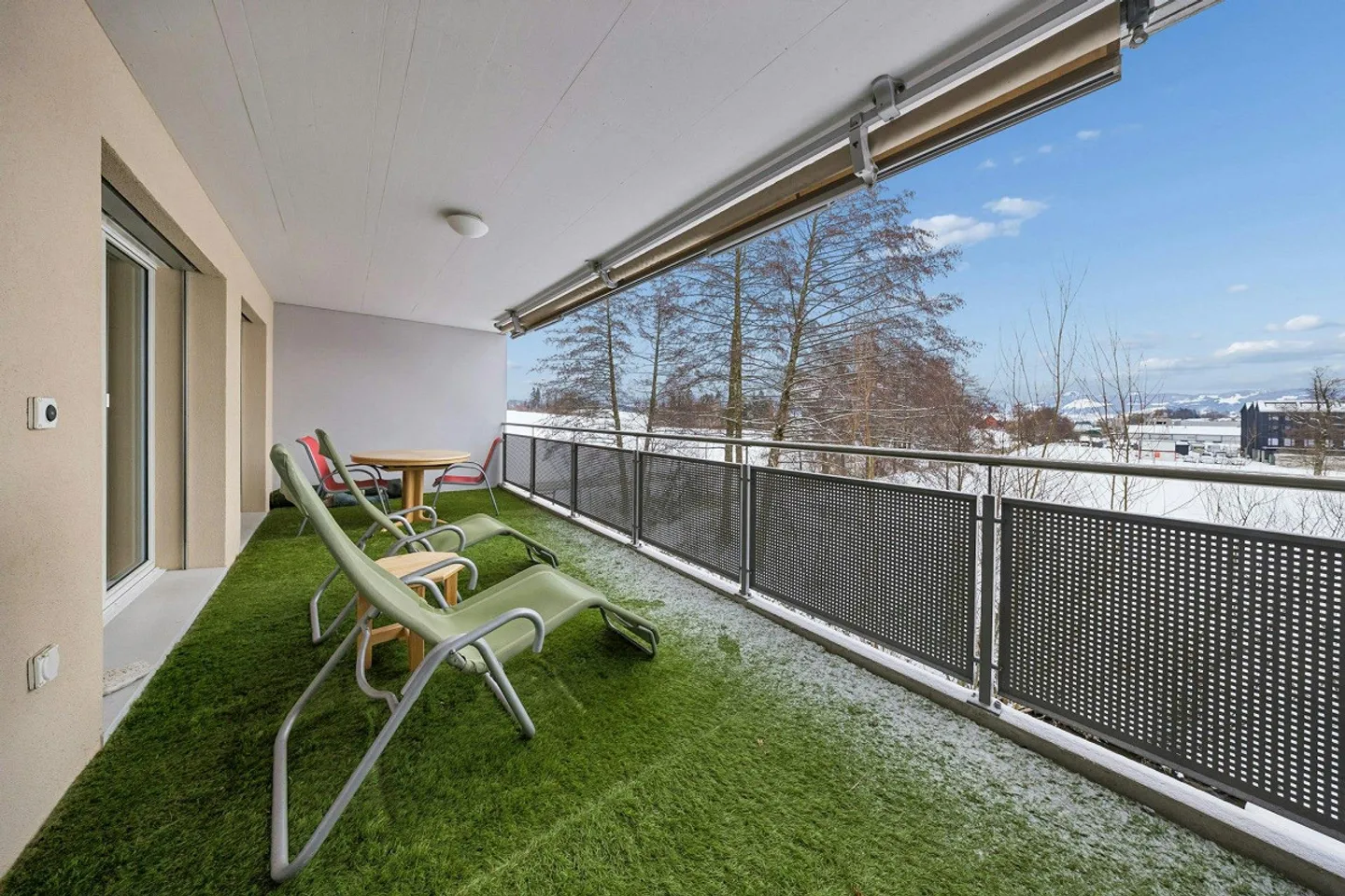 Maisonette moderna di 4,5 stanze con giardino a Bubikon - Foto 11 di 13