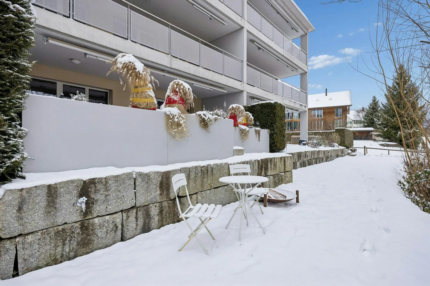 Maisonette moderna di 4,5 stanze con giardino a Bubikon - Foto 12 di 13