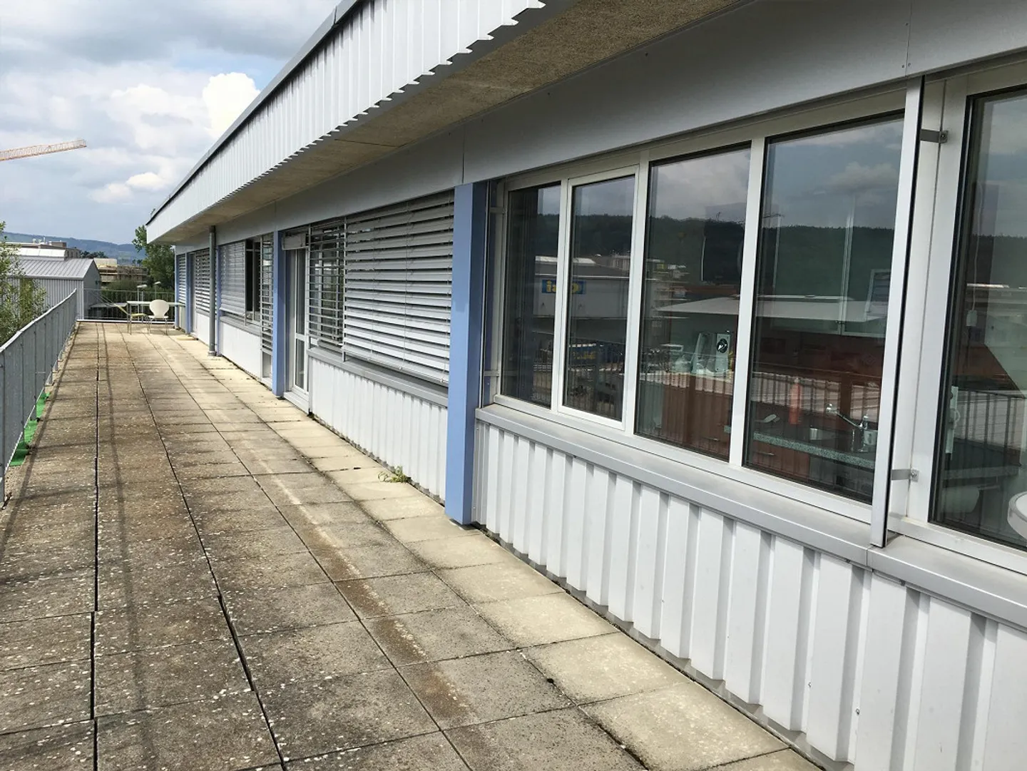 Bureau Attique Lumineux avec Infrastructure de Base - Photo 13 sur 13