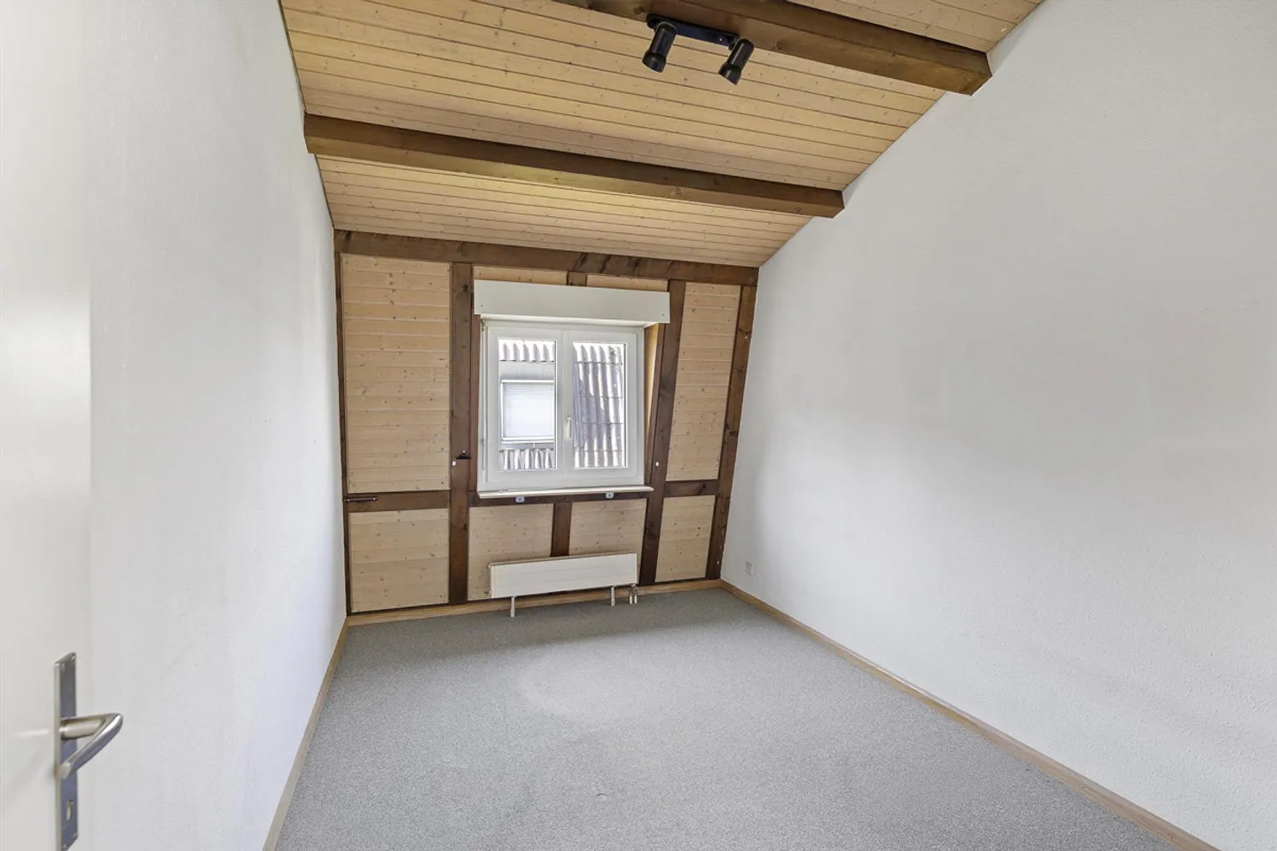 Einen Steinwurf von Basel: Wohnjuwel an begehrter Grenzlage - Photo 10 of 13
