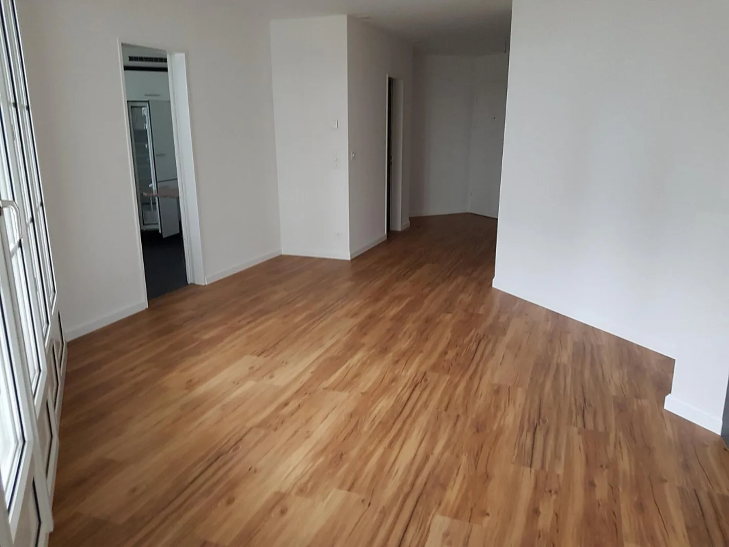 Helle 4,5-Zimmer-Wohnung in zentraler und ländlicher Lage. - Foto 3 von 14