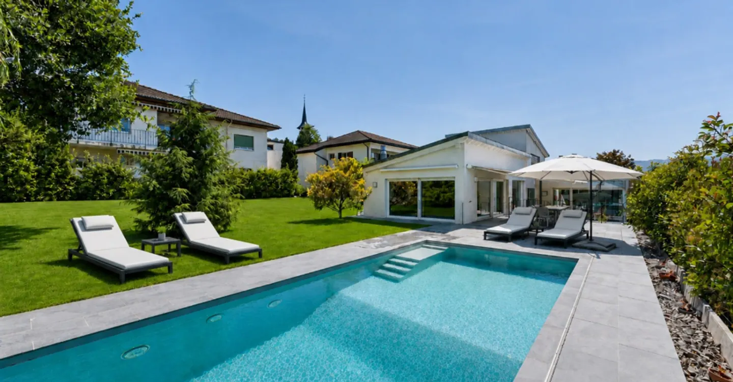 Villa contemporaine avec piscine - Photo 1 sur 10