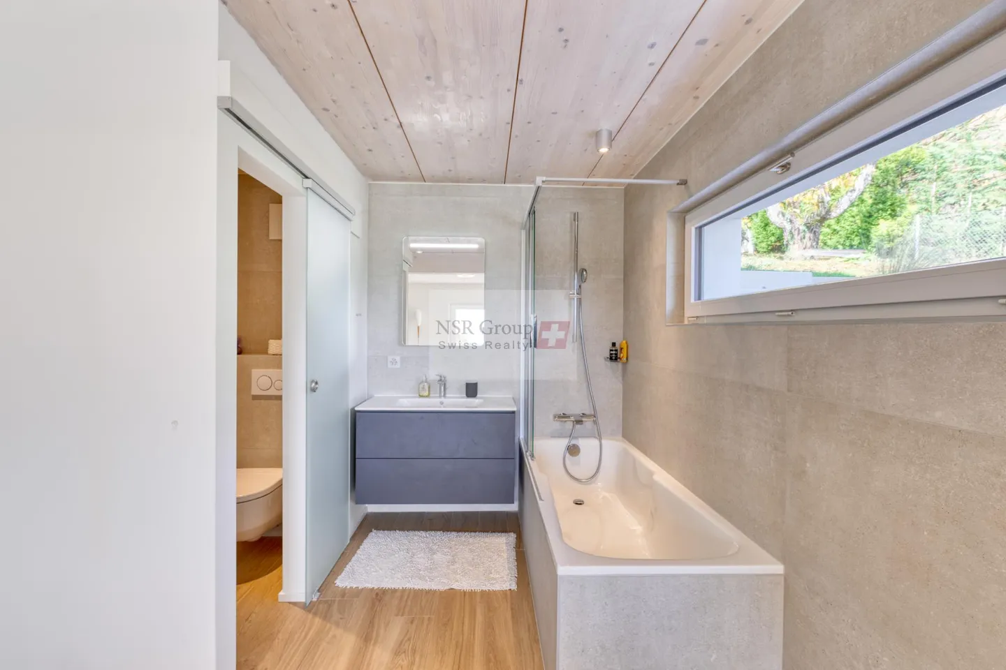 Exceptional house, completely renovated with panoramic views - Photo 8 of 10