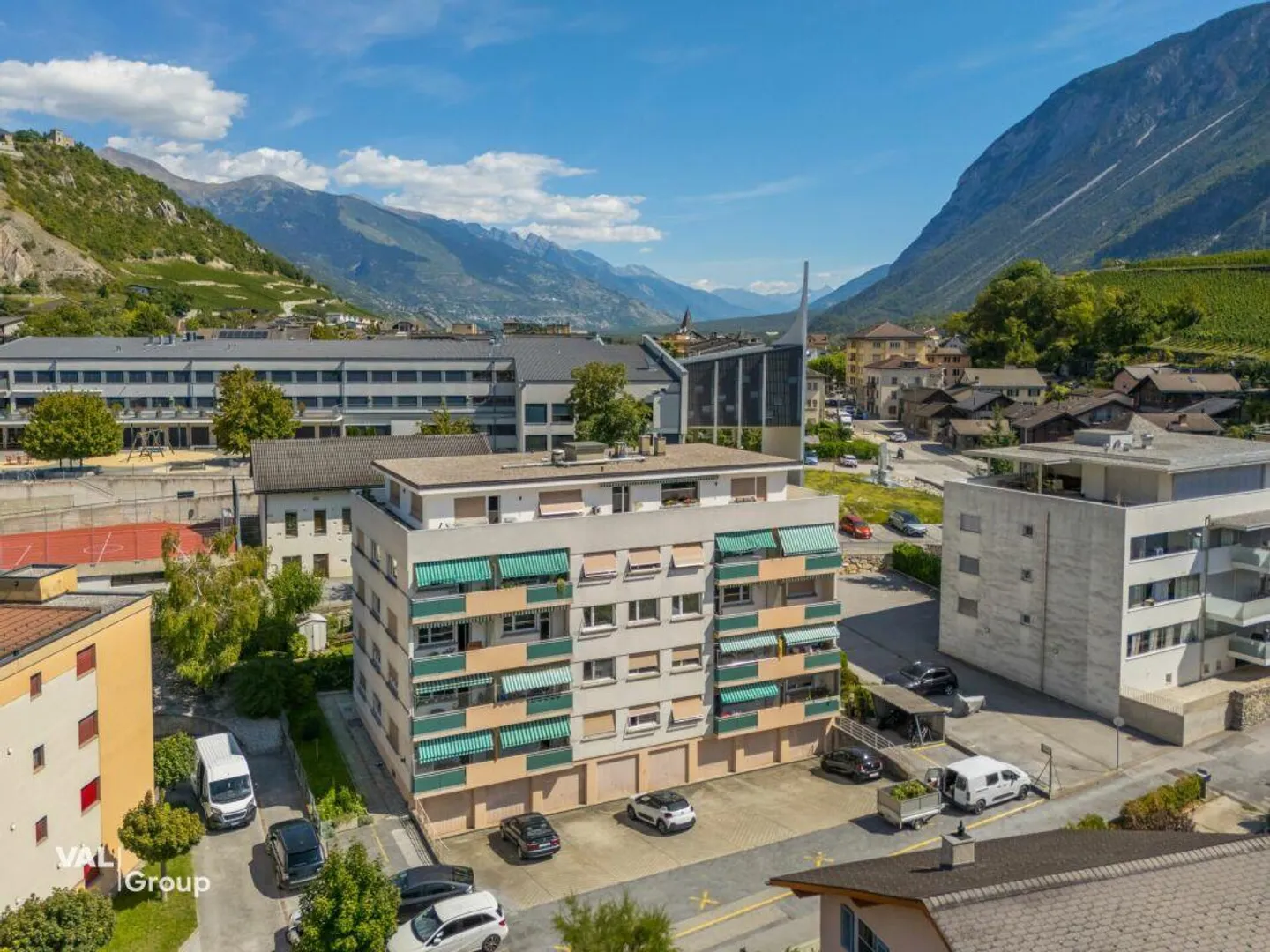Spacious Apartment in Sierre - Photo 13 of 14