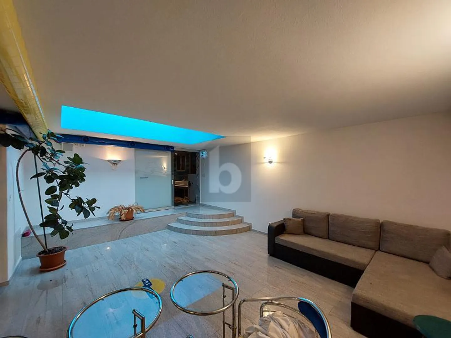 ATTRACTIVE LOCATION WITH GREAT POTENTIAL! - Photo 4 of 6