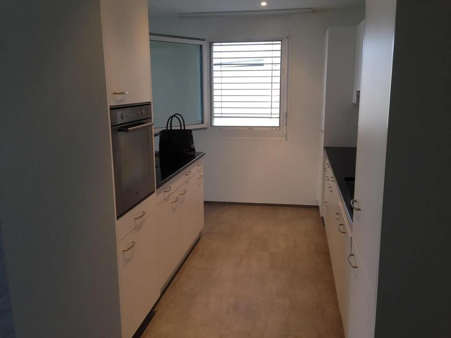 Moderne 2.5-Zimmer-Wohnung in Rafz - Foto 3 von 7
