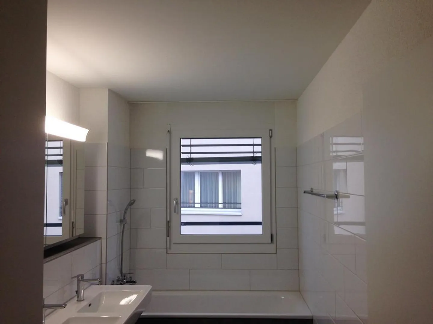 Moderne 2.5-Zimmer-Wohnung in Rafz - Foto 5 von 7