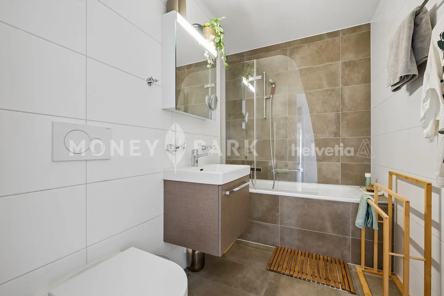Appartement 4.5 pièces avec un espace généreux et beaucoup de lumière du jour - Photo 10 sur 13