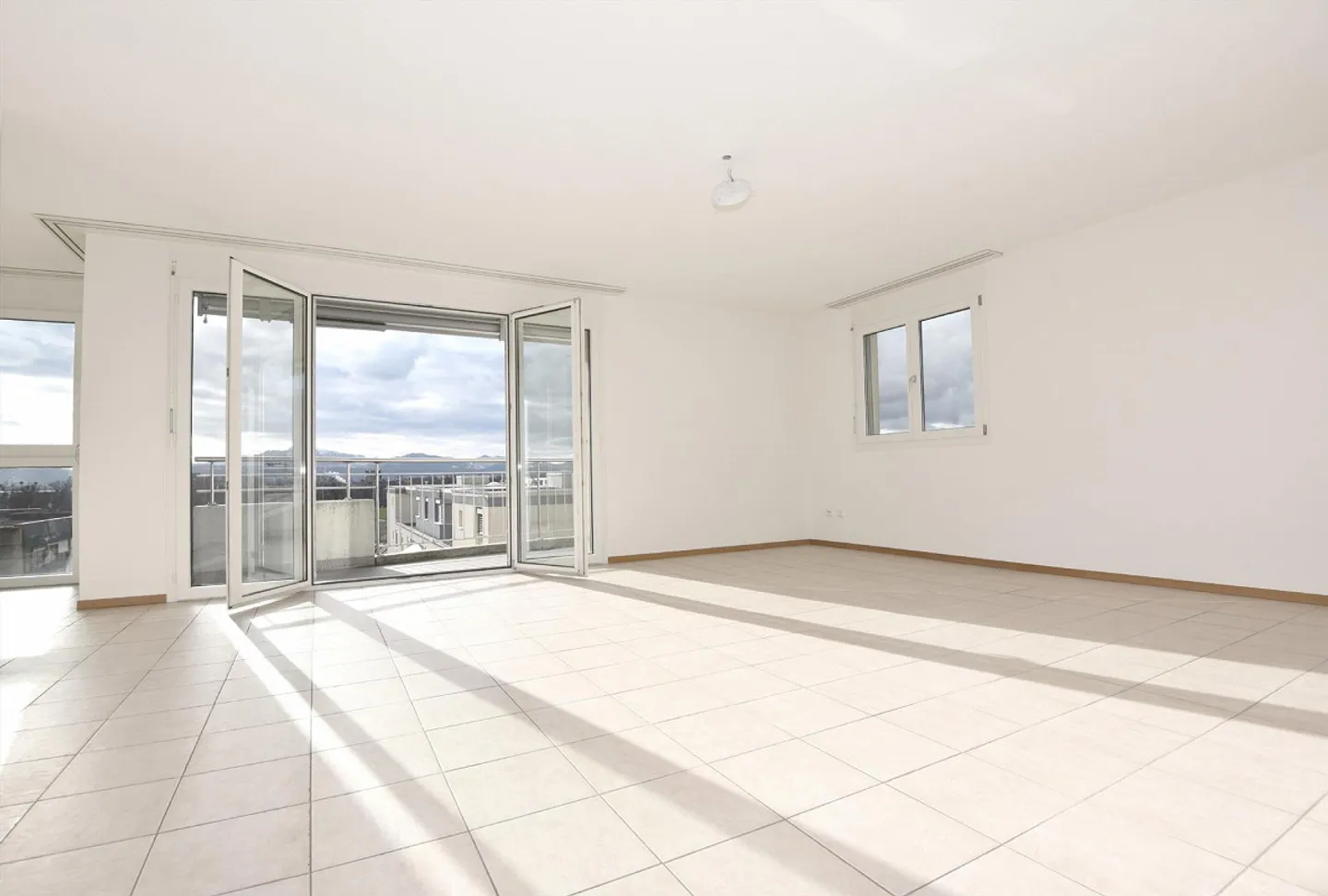 Schöne Wohnung ideal gelegen - Foto 1 von 10